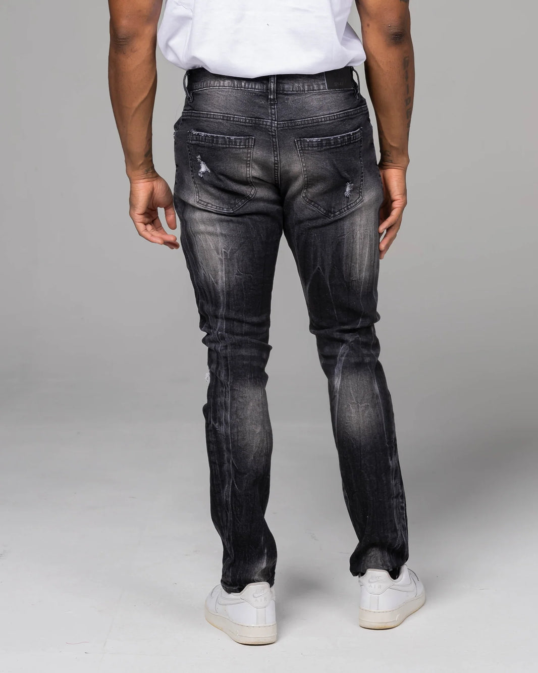 Evolution MEN'S SLIM DISTRESSED DENIM JEAN