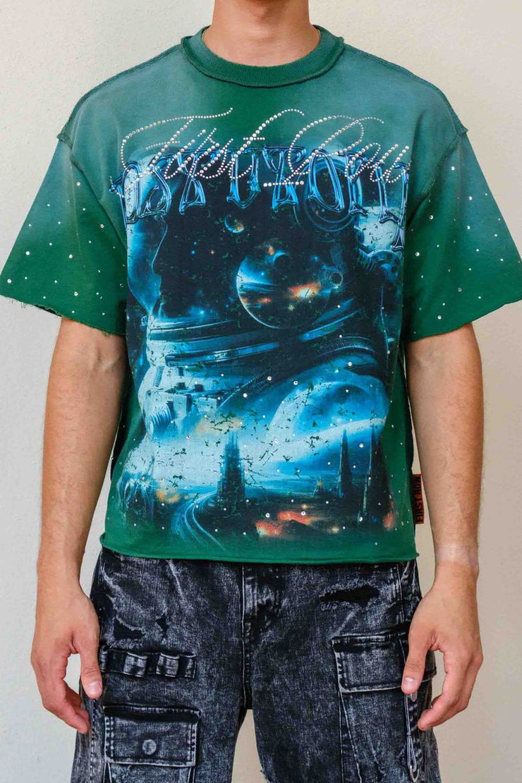 First Row LOST UTOPIA UNIVERSE CROPPED TEE