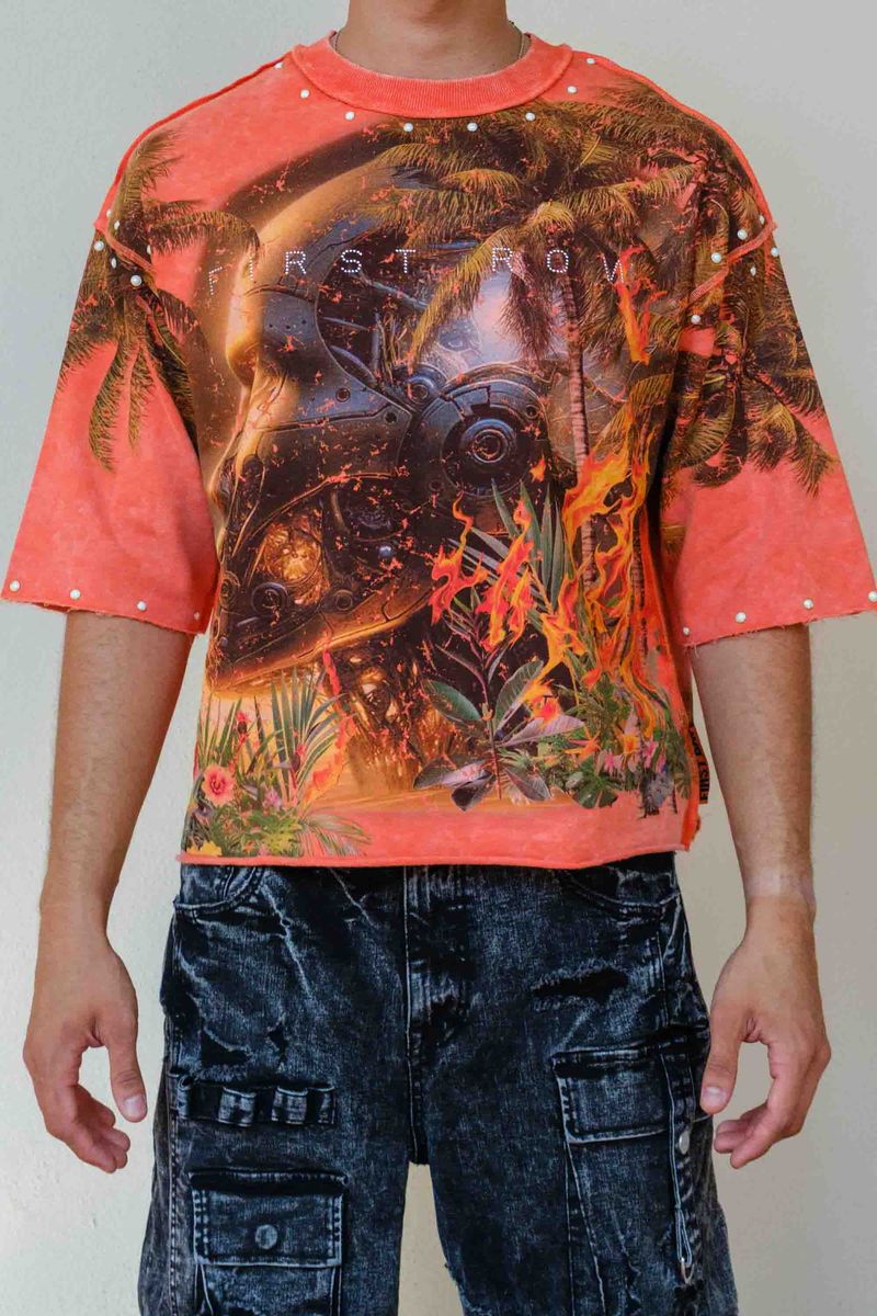 First Row LOST UTOPIA BROKEN CROPPED TEE