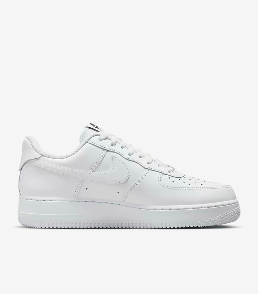 Nike Air Force 1 '07 EasyOn Shoes