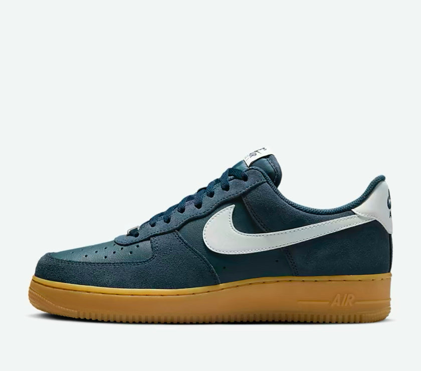 Nike Air Force 1 '07 LV8 Men's Shoes