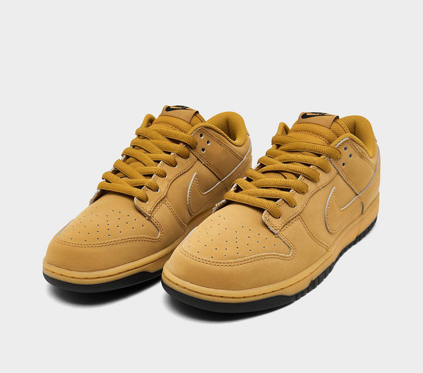 Nike Dunk Low Retro SE Wheat Gum