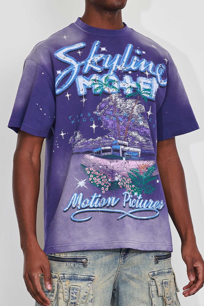 FIRST ROW ART OF ESCAPE MOTEL TEE