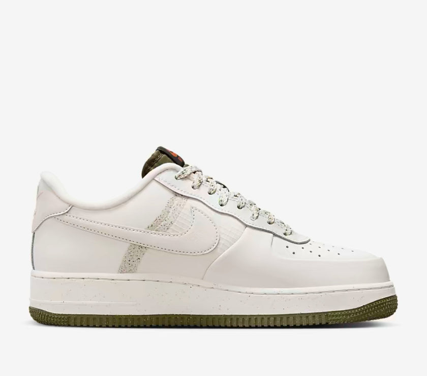 Nike Air Force 1 '07 LV8 Men's Shoes