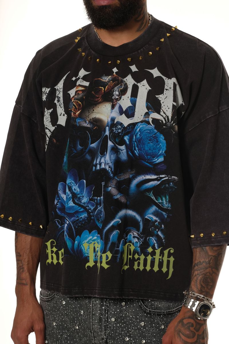 Stray Glory Be wide & crop fit Tshirt