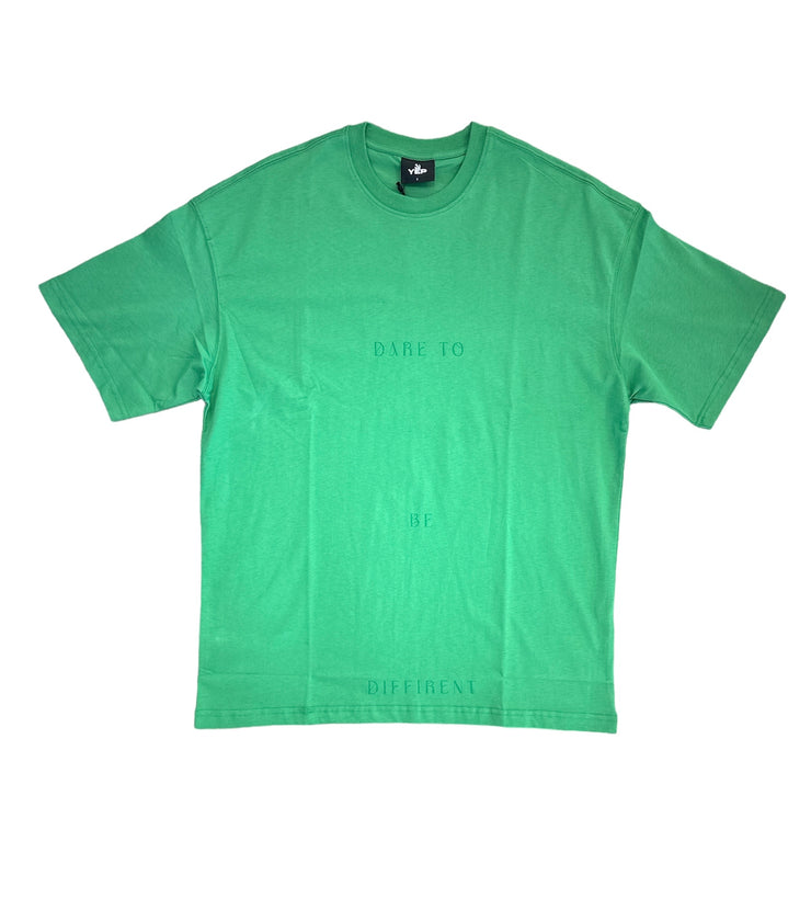 YEP "DARE TO BE DIFFERENT" OVERSIZED TSHIRT